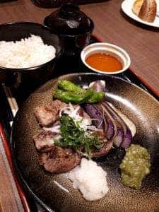 フォルクス 稲毛店