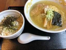 中華そばの店 たまる