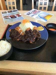 よこ家