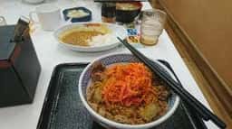 吉野家 8号線成和店