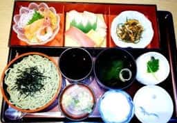とんでん 三芳店