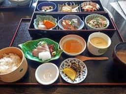 新鮮食彩 市むら