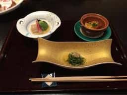 別亭やえ野