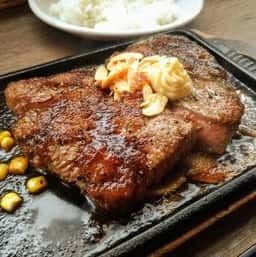 炭焼ステーキ BEEF IMPACT 川沿店