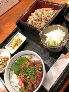 百里