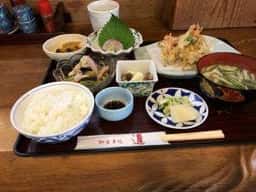 御食事処 進