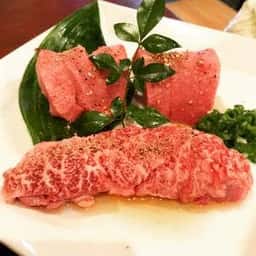 焼肉 みつる
