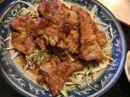 秀山中華レストラン