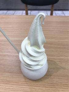 町村農場 the MILK 横浜西口店