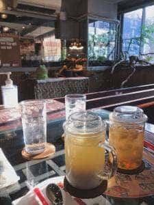 横浜亜熱帯茶館 爬虫類Cafe