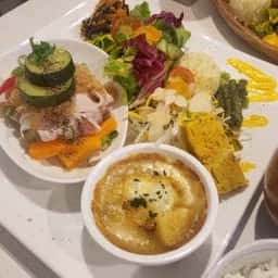 Taro's Cafe