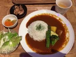 ぶどう枝焚焼き串焼き＆ワイン BRANCH