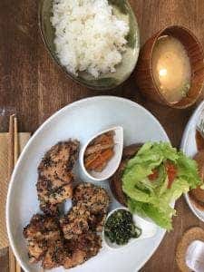 ライラク カフェ&バー