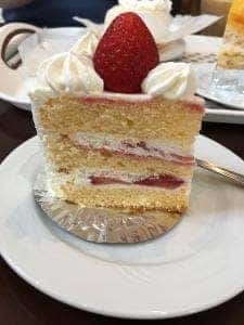 STRAWBERRY SHORT CAKE