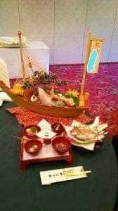 湊川神社 楠公会館