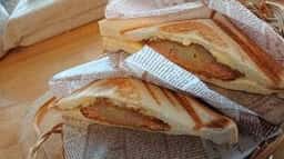伊都ホットサンド 笑顔