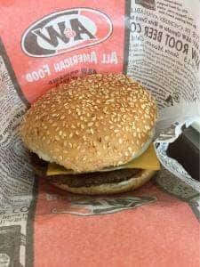 A&W 泡瀬店