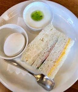 ダフネ珈琲館 半田中央インター店