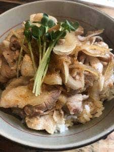 黒てつ家 本店