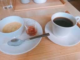 喫茶はちや