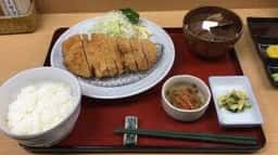 とんかつ 寿々女