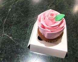 SALLYS CAP CAKE 札幌ファクトリー店