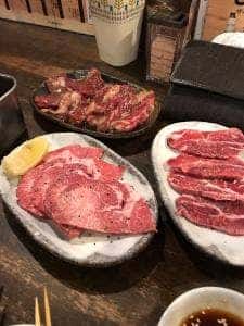 串カツホルモン 七福 通天閣店