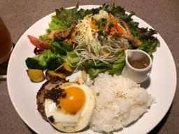 びっくりドンキー ハンビー北谷店