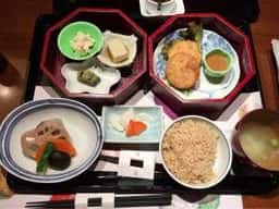 伊都安蔵里 レストラン