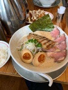 麺作 赤シャモジ 本店