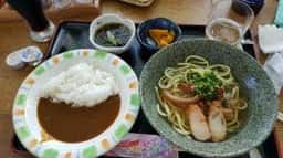 ヤマバレ牧場 ポーザーおばさんの食卓