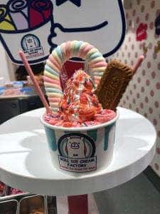 ロールアイスクリームファクトリー 名古屋・ラシック店