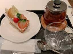 ラ メゾン アンソレイユターブル アトレマルヒロ店