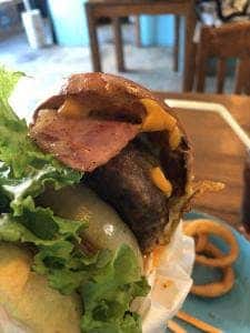 BURGERS CAFE GRILL FUKUYOSHI 与野本町店