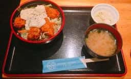 築地 活鮮市場 丸の内北口店
