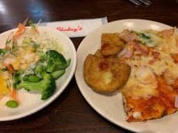 シェーキーズ プラザハウス店