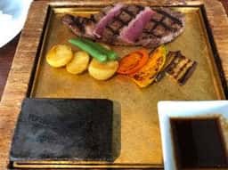 ステーキガーデン 風の邱