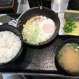 吉野家 芝田町店