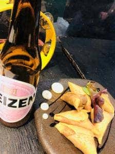 炭火バル あじと