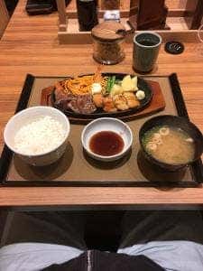 やよい軒 桑名江場店