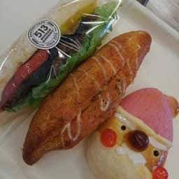 スペイン石窯パン513BAKERY 松阪川井町店