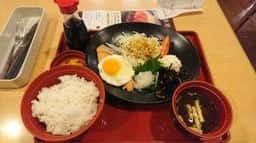 ファミリーレストラン ジョイフル 関赤土坂店