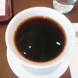 カフェ・ド・クリエ 市ヶ谷東店