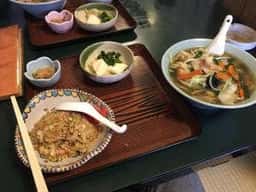 志な乃屋