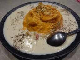 つきのうさぎカフェ 満月のオムライス&パフェ