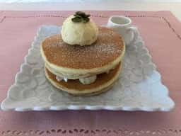 カフェ ティアラ