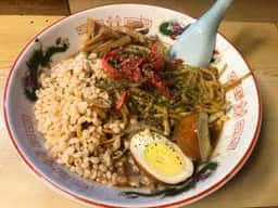 十三屋‎