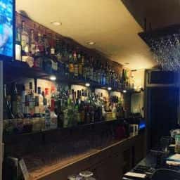 オムレツとワインのお店 北新地en