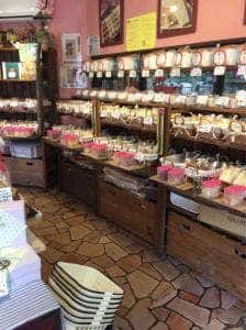 函館おたふく堂