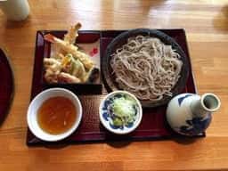 吹上庵そば道場三稜館
